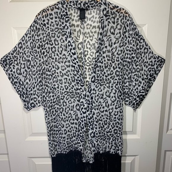 STEVE Madden Sheer Black White Fringed Swim Cover up Kimono Leopards Print O/S - Picture 5 of 10